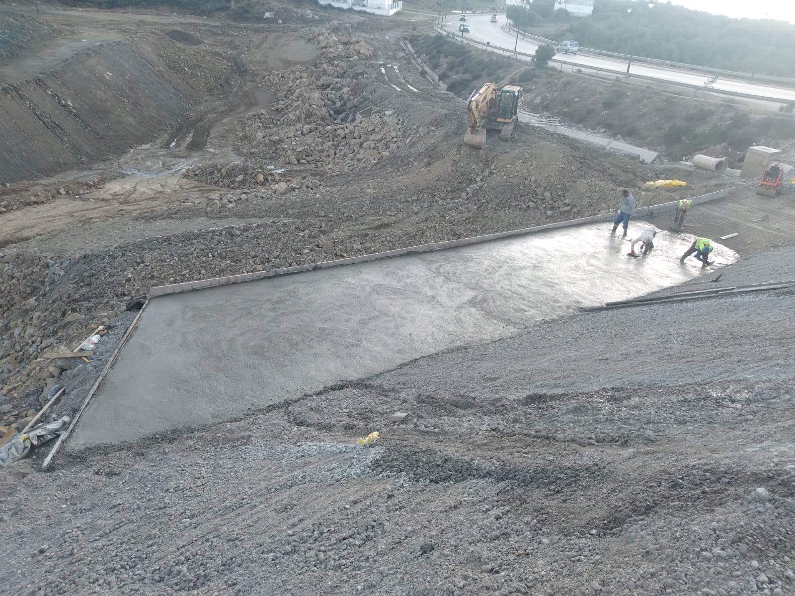 Atelier mobile de maintenance rail-route